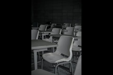 Empty Chair by zhuo-cheng-you-VkFFup0WXEg-unsplash